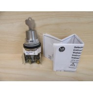Allen Bradley 800T-J3804KC1 Selector Switch - New No Box