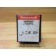 Honeywell  Micro Switch MPP6HD Retroreflective Sensor - Used