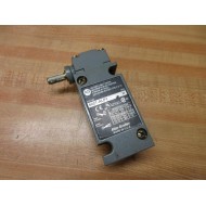 Allen Bradley 802T-ALP1 Limit Switch 802TALP1 Series H, WOut Back - Used