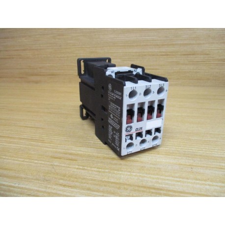 General Electric CL25D300T 24VDC GE Contactor CL25D300T - Used