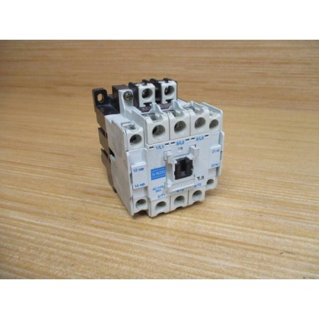 Mitsubishi S-N20-220V Contactor SN20220V - Used