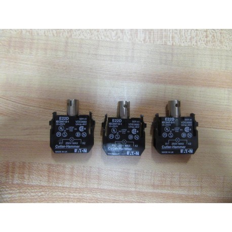 Cutler Hammer E22D Eaton Lamp Contact wHolder No Bulb (Pack of 3) - New No Box