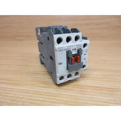 Carlo Gavazzi CC22 24VDC Contactor CC22 - Used