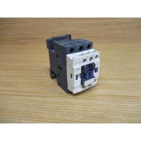 Schneider Square D LC1-D09-M7 Contactor LC1D09M7 WO Front Cover - Used