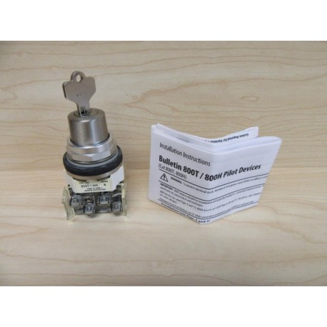 Allen Bradley 800T-J44B Keyed Selector Switch SER N - New No Box