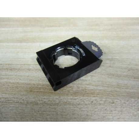 Baco 333E Push Button Clip Latch Base - New No Box