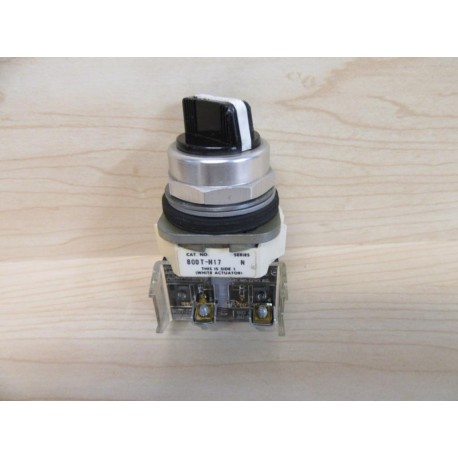 Allen Bradley 800T-H17D1 Selector Switch 800TH17D1 - Used