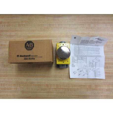 Allen Bradley 800P-S2C2A Palm Push Button 800PS2C2A Series D