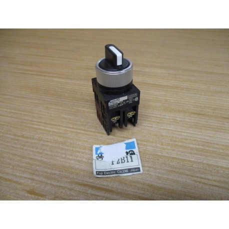 Fuji Electric AH22-P2B11 Selector Switch AH22-PB - New No Box