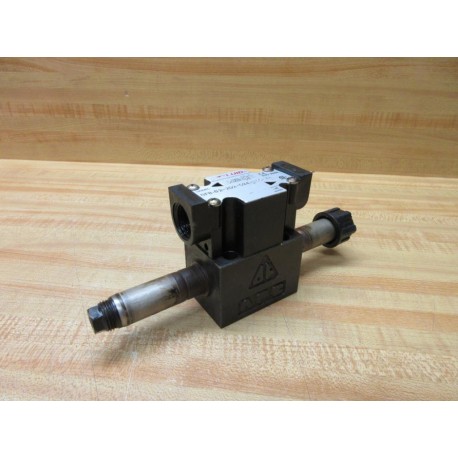 Dofluid DFB-02-2D2-D24-35C-7H Directional Valve - Used