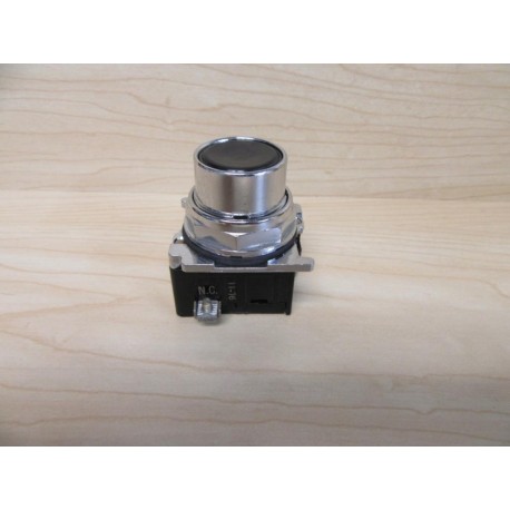 Cutler Hammer Eaton 10250T101-51 Push Button Switch - New No Box