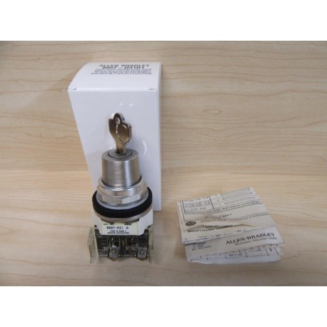 Allen Bradley 800T-H31D1 Selector Switch SER N