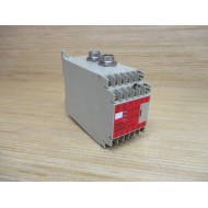 Omron F3SP-B1P Safety Light Curtain Control Unit F3SPB1P Chipped Mount - Used