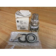 Allen Bradley 800T-H33A2 Selector Switch 2-Position 800TH33A2