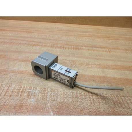 SMC IS10E-3003-R Pressure Switch IS10E3003R - Used
