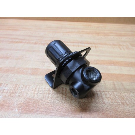 Norgren R07-200-RNEA Regulator R07200RNEA WBracket - Used
