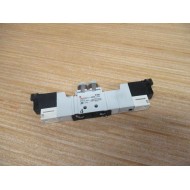 SMC VQZ1421-5MO-C6 Solenoid Valve VQZ14215MOC6 - Used