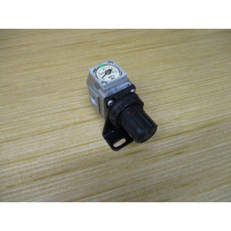 SMC AR20K-02BE-1 Regulator AR20K02BE1 W Bracket - Used