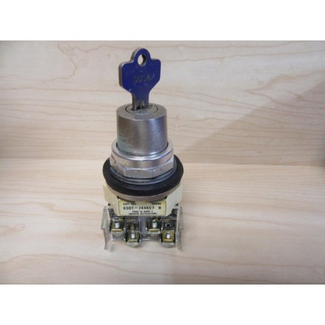 Allen Bradley 800T-J44KC7 Keyed Selector Switch 800TJ44KC7 - Used