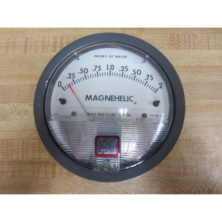 Dwyer 2002 Magnehelic  Pressure Gage 0-2.0" Inches - New No Box