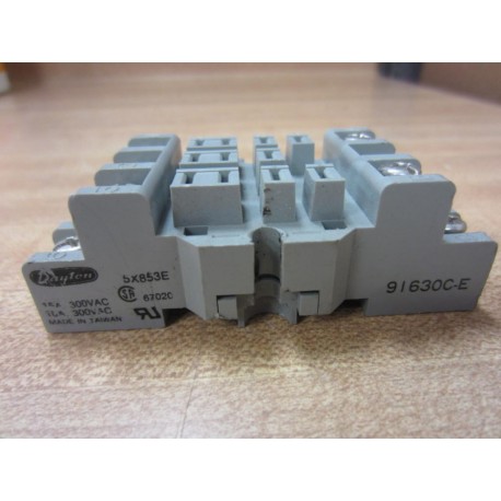 Dayton 5X853E Relay Socket - Used