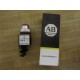 Allen Bradley 800MR-B6AK Push Button