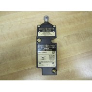 General Electric CR215GFA Limit Switch w Head CR215GH82 - New No Box