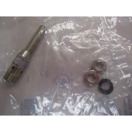 Allen Bradley 872C-D2NP8-D4 Proximity Sensor 872CD2NP8D4