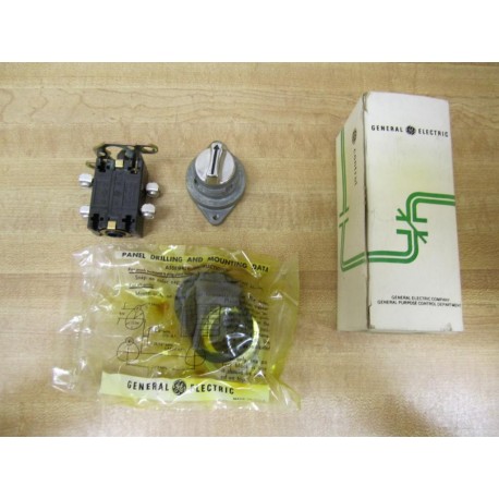 General Electric CR2940UB202A Selector Switch CR294OUB202A