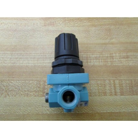 Wilkerson R00-02-G00 Regulator - Used