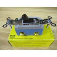 Hubbell HBL1202 Switch 15A