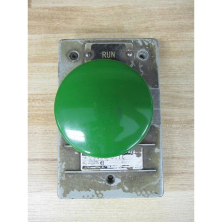 GE General Electric CR2940NP311C Pushbutton Green - Used