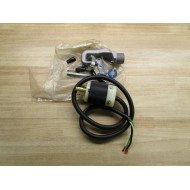 Hubbell 3V791 HookLoop Fixture Hanger
