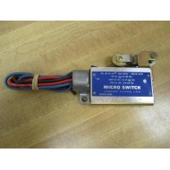 Micro Switch BZLN-2-RH Limit Switch WRoller Lever BZLN2RH - New No Box