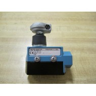 Micro Switch BZE6-2RN194 Honeywell Limit Switch BZE2RN194 wAttachment - New No Box