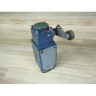 Allen Bradley 802T-AP Limit Switch 802TAP WHead & Roller Lever - Used