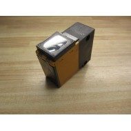 Omron E3B2-D2M4D-US-N-3 Sensor Relay E3B2D2M4DUSN3 - Used