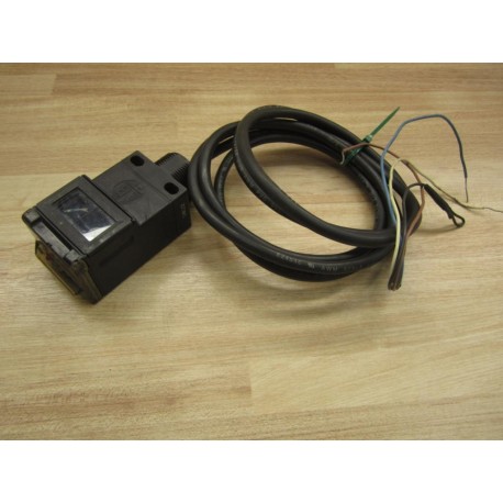 Allen Bradley 42GRU-9200 Photoelectric Sensor 6.5' Cable SER A - Used