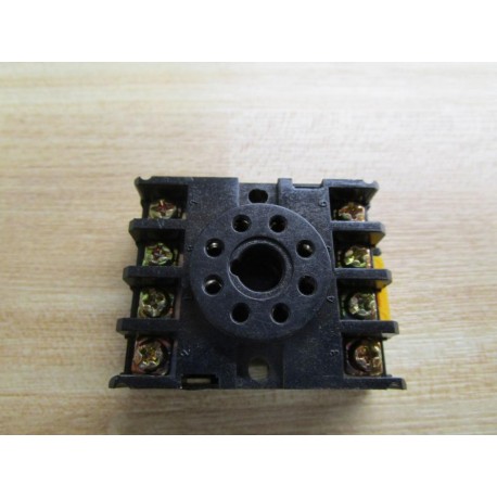 Young Electronics NDS-8 Relay Socket NDS8 - Used