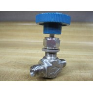 WhiteySwagelok SS-1RS4-BL Valve SSW1RS4BL Missing 2 Nuts - New No Box