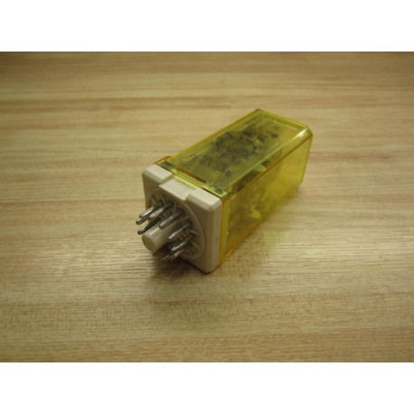 IDEC RR2KP-U-AC120V Plug-In Relay - Used