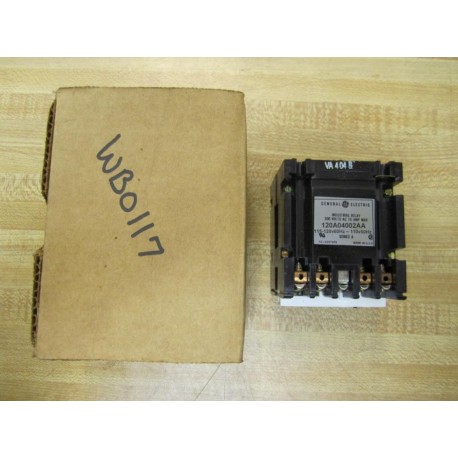 General Electric CR120A04002AA Relay 110120V
