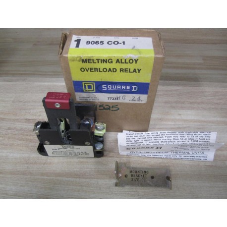 Square D 9065-C0-1 Overload Relay 9065CO1 W Bracket