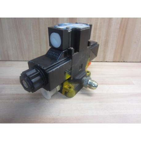 Northman SWH-G02-C6-A120-10 Solenoid Valve SWHG02C6A12010 - Used