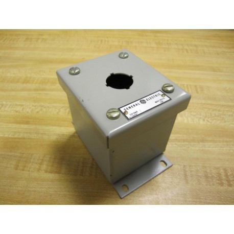 GE General Electric CR104H1 Pushbutton Enclosure - New No Box