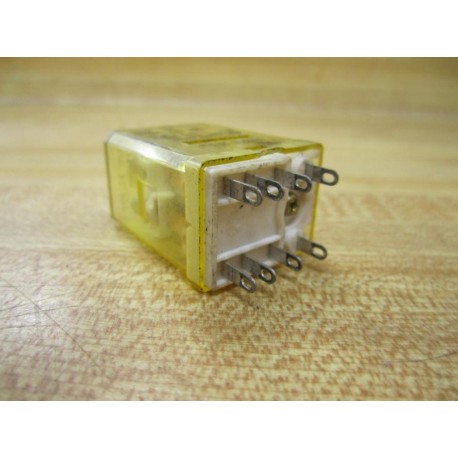 Idec RM2S-U AC120V Relay - Used