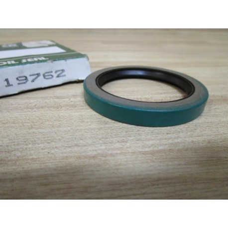 Chicago Rawhide CR 19762 Oil Seal