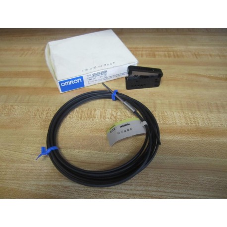 Omron E32-DC200B4 Photoelectric Switch Fiber Unit E32DC200B4