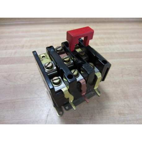 Square D 31035-067-50 Relay 3103506750 WAR15.4 - Used