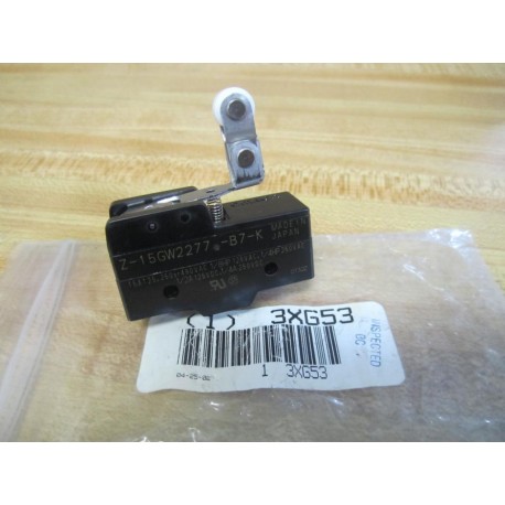 Omron Z-15GW2277-B7-K Limit Switch wRoller Z15GW2277B7K